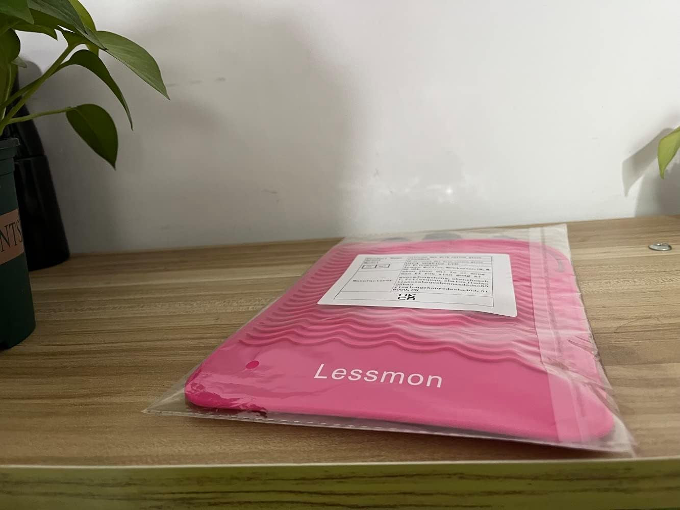 Flat Iron Travel Mat, Curling Iron Counter Protector with Heat Resistant Glove for Curling Irons, Hair Straightener, Flat Irons and Hair Styling Tools, 9” X 6.5”, Pink by