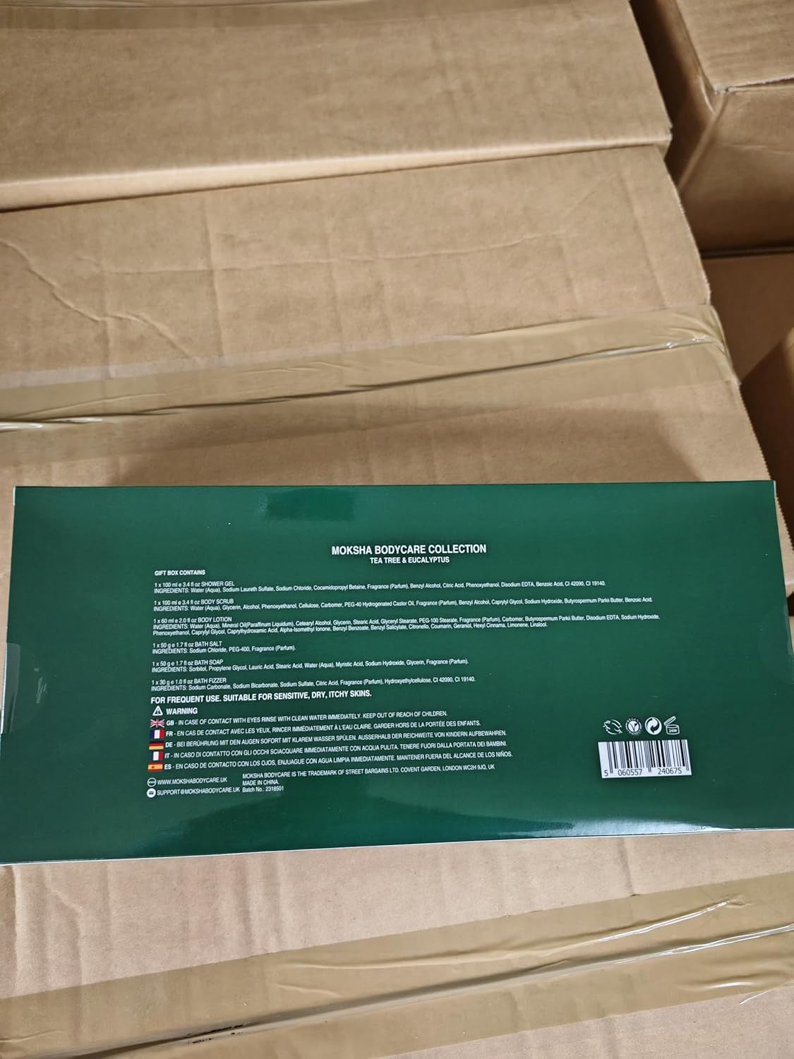 Tea Tree Spa Gift Set - Luxury Pamper Gifts for Women with Body Lotion, Scrub, Bath Bomb - Birthday, Christmas Gifts for Her, Green