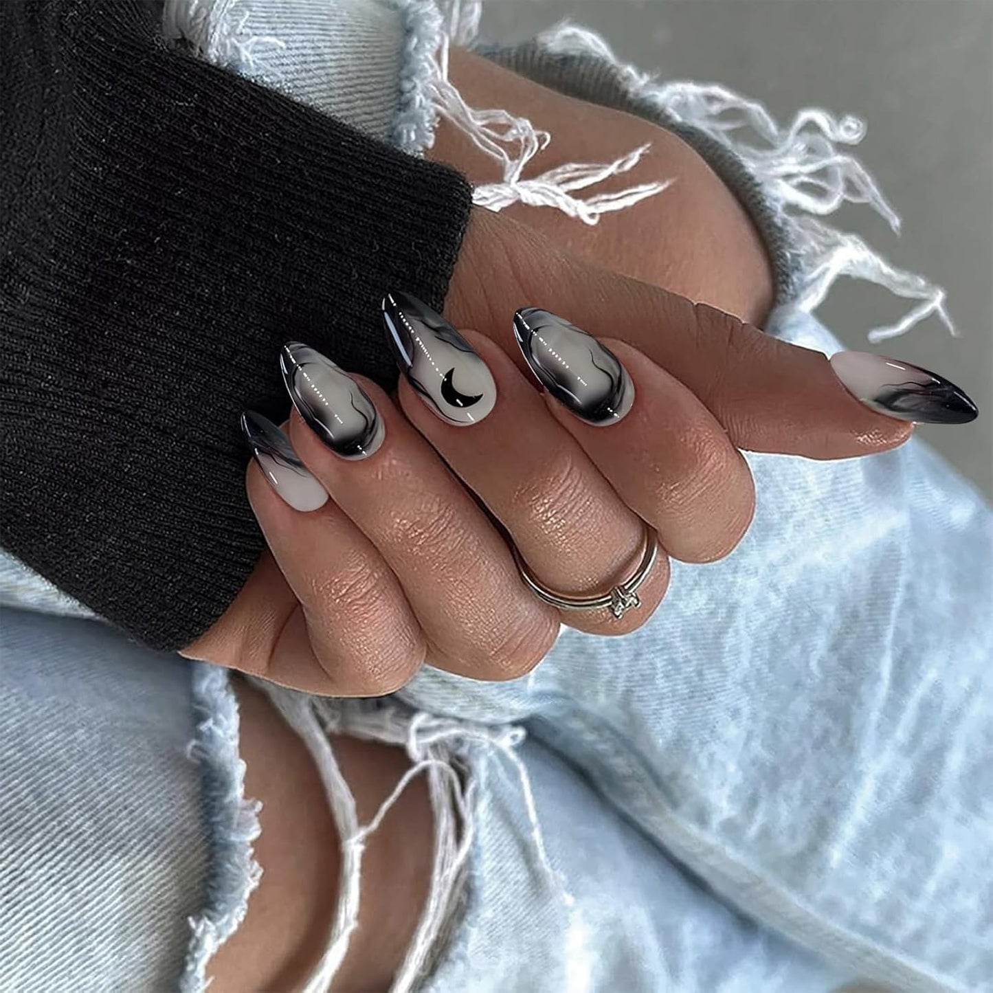 Pack of 24 Medium Press on Nails Almond False Nails Black Gradient French Nüdescht Pink False Nails with Moon Pattern Nail Press Ons Full Extension Stick on Nails