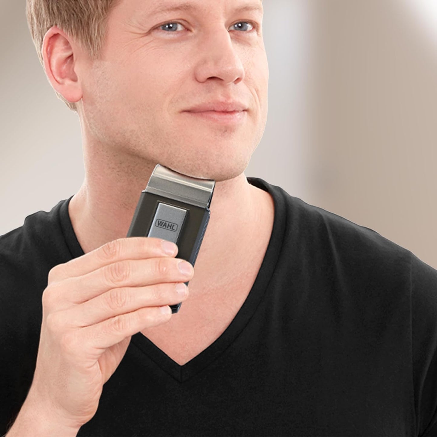 Pocket Travel Shaver - Compact Rechargeable Electric Shaver for Men, Beard Trimmer with Flex Foils, Close Cut - Small for Travelling, Black